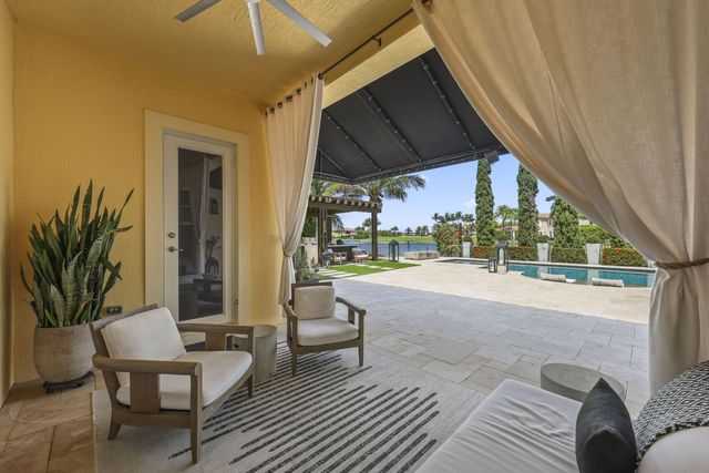 8861 Edgewater Place, Parkland, FL 33076