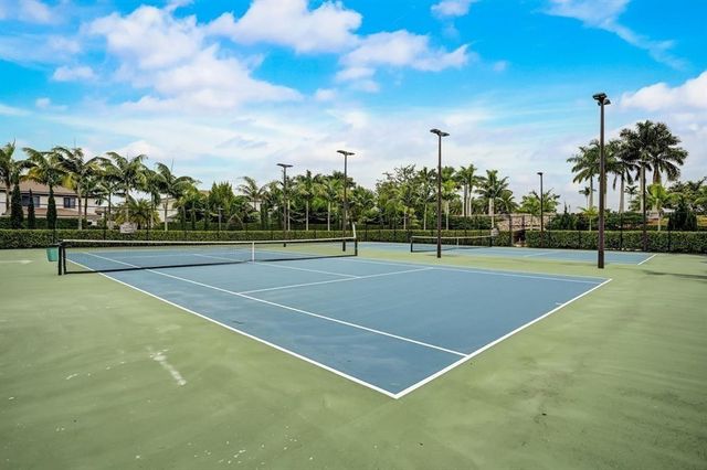 8861 Edgewater Place, Parkland, FL 33076