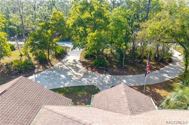 3210 N Reno Way, Beverly Hills, FL 34465
