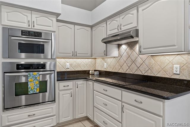 3210 N Reno Way, Beverly Hills, FL 34465