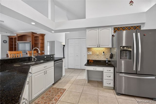 3210 N Reno Way, Beverly Hills, FL 34465