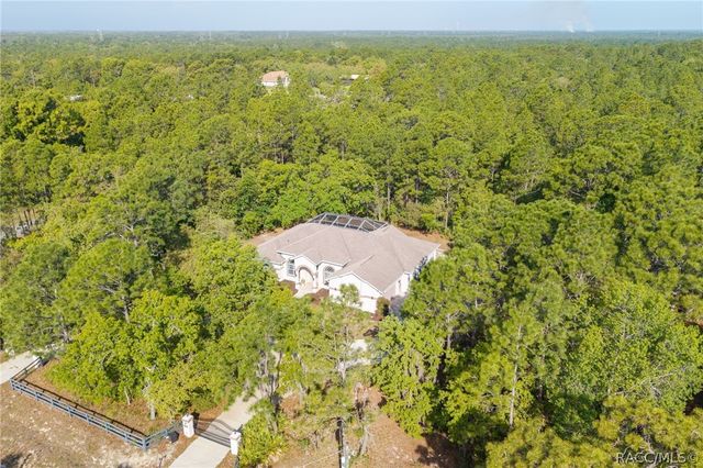 3210 N Reno Way, Beverly Hills, FL 34465
