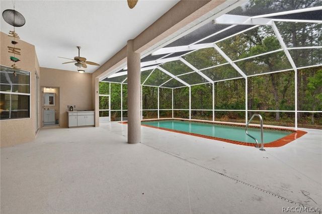 3210 N Reno Way, Beverly Hills, FL 34465