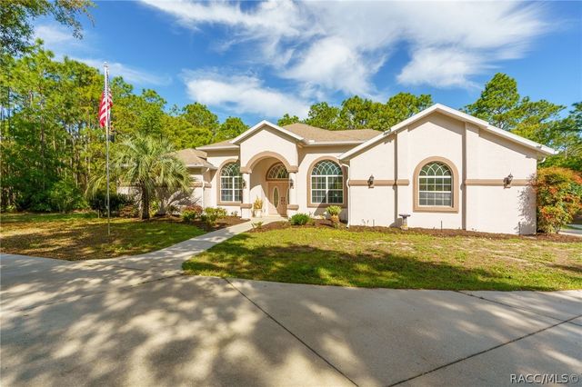 3210 N Reno Way, Beverly Hills, FL 34465