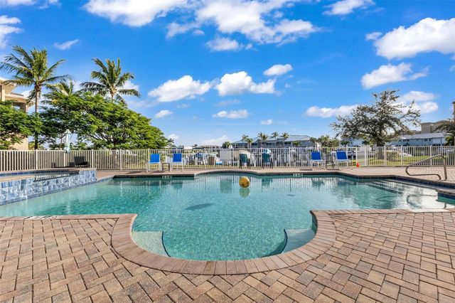 3322 PURPLE MARTIN DRIVE 126, Punta Gorda, FL 33950
