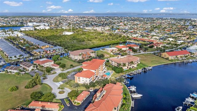 3322 PURPLE MARTIN DRIVE 126, Punta Gorda, FL 33950