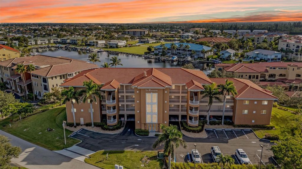 3322 PURPLE MARTIN DRIVE 126, Punta Gorda, FL 33950