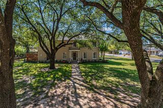 706 Church Street, Navasota, TX 77868