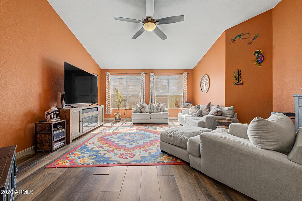 546 S BURK Street, Gilbert, AZ 85296 — photo 4