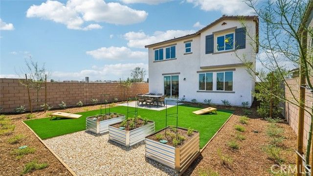 15424 Thundercloud Lane, Victorville, CA 92394