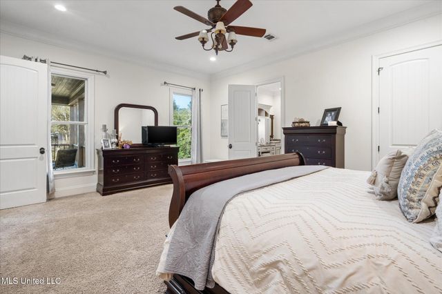 16 Sunset Circle, Hattiesburg, MS 39402