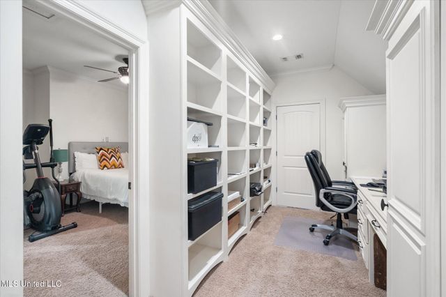 16 Sunset Circle, Hattiesburg, MS 39402