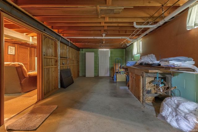1409 Brookdale Drive, Evansville, IN 47720