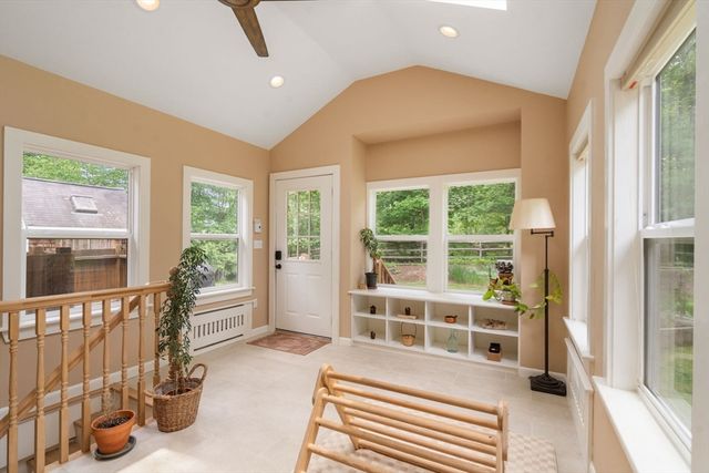 11 Curve Street, Sherborn, MA 01770