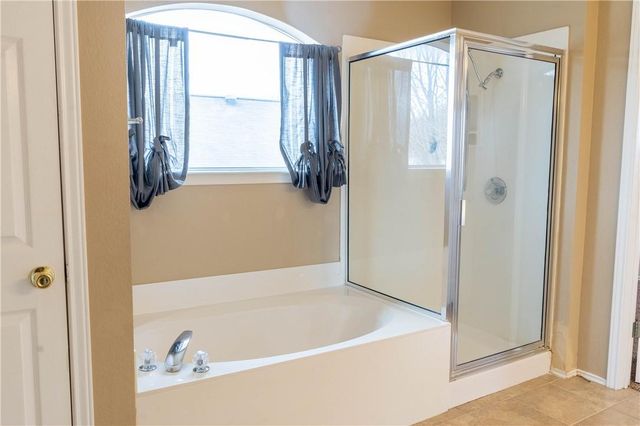 1608 Diana DR, Round Rock, TX 78664