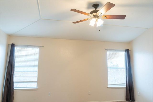 1608 Diana DR, Round Rock, TX 78664