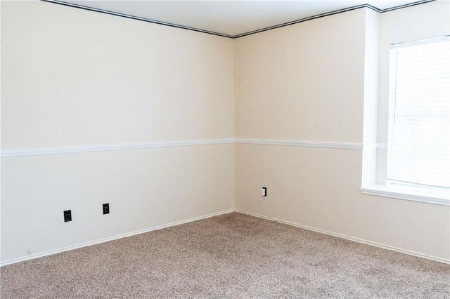 1608 Diana DR, Round Rock, TX 78664