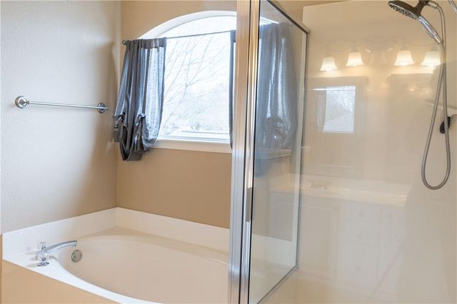 1608 Diana DR, Round Rock, TX 78664