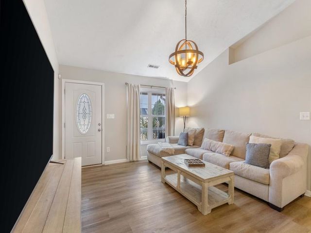 101 Peninsula Ct., Conway, SC 29526