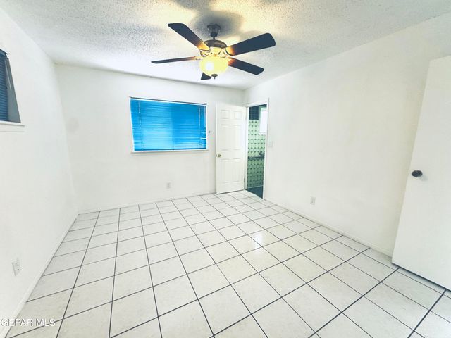 10304 BLACKWOOD Avenue, El Paso, TX 79925