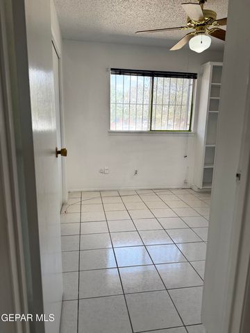 10304 BLACKWOOD Avenue, El Paso, TX 79925
