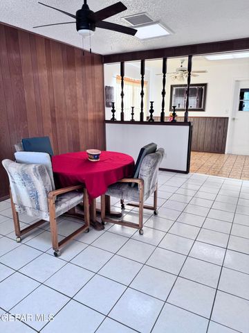 10304 BLACKWOOD Avenue, El Paso, TX 79925
