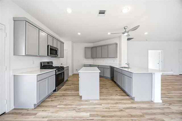 4907 Gentle Creek Court, Richmond, TX 77469