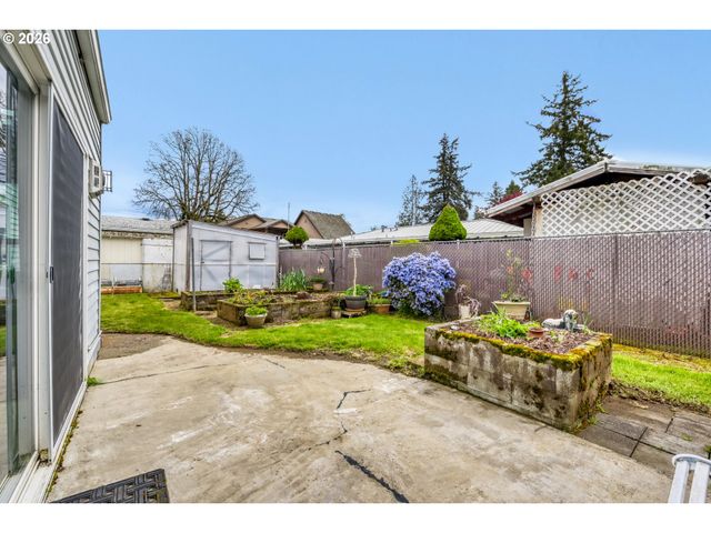 12706 Se LONG St, Portland, OR 97236