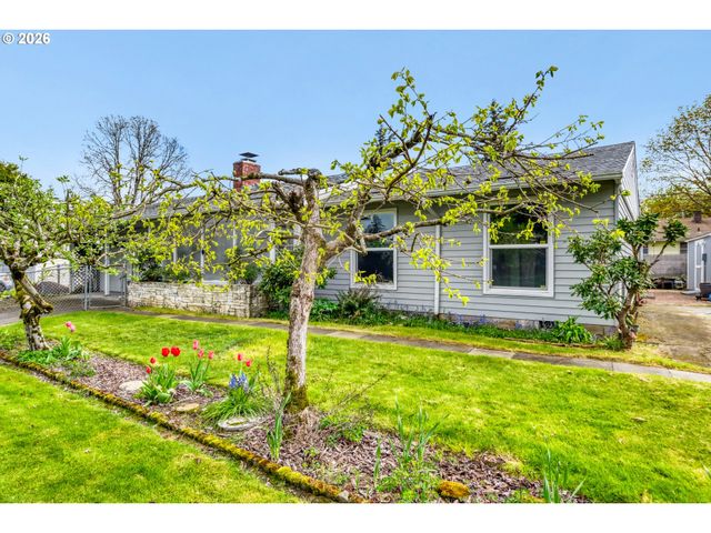 12706 Se LONG St, Portland, OR 97236