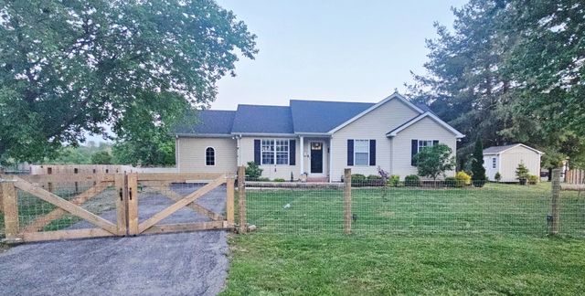 73 Three Point Cir, Mcminnville, TN 37110
