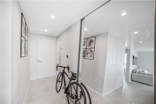 1900 N Bayshore Drive 4411, Miami, FL 33132