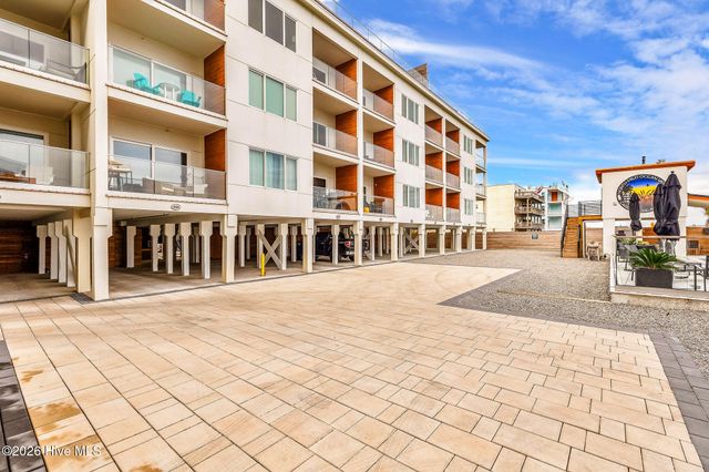 1800 Canal Drive Unit 305, Carolina Beach, NC 28428