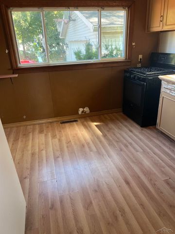 1522 Mackinaw Street, Saginaw, MI 48602
