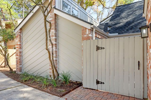 138 S Timber Top Drive, The Woodlands, TX 77380