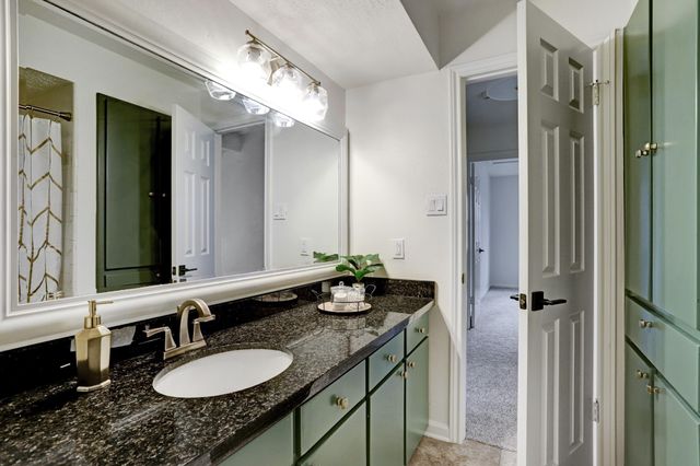 138 S Timber Top Drive, The Woodlands, TX 77380