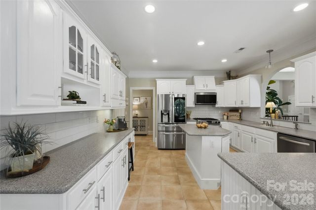 459 Valley Run Drive, Waxhaw, NC 28173