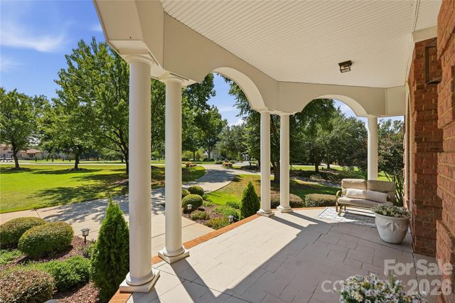 459 Valley Run Drive, Waxhaw, NC 28173
