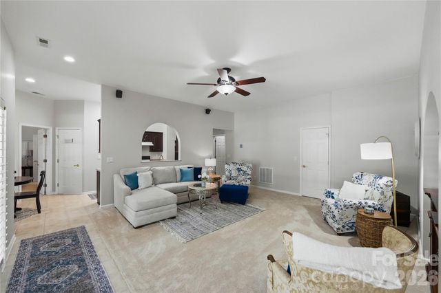 459 Valley Run Drive, Waxhaw, NC 28173