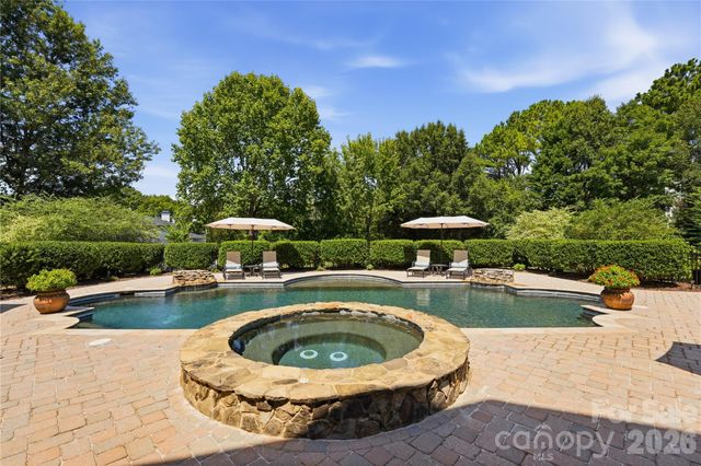 459 Valley Run Drive, Waxhaw, NC 28173