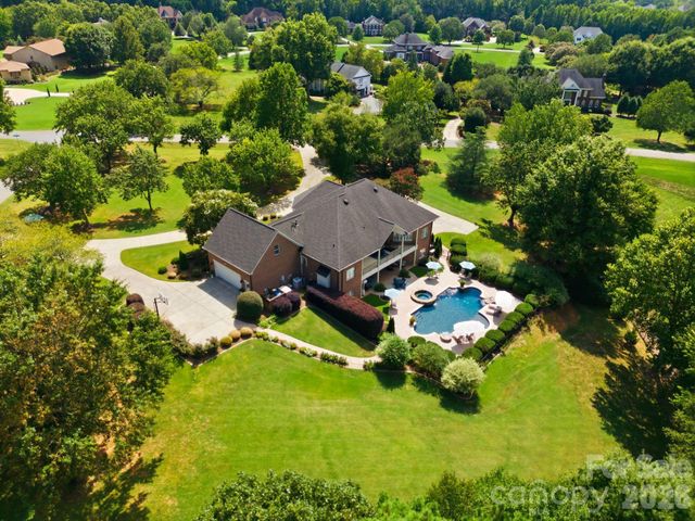 459 Valley Run Drive, Waxhaw, NC 28173