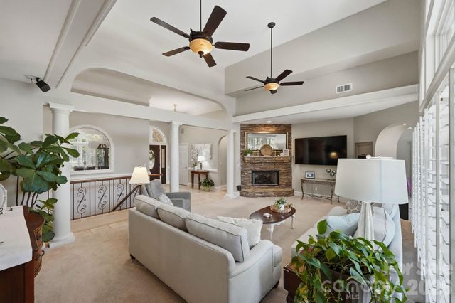 459 Valley Run Drive, Waxhaw, NC 28173