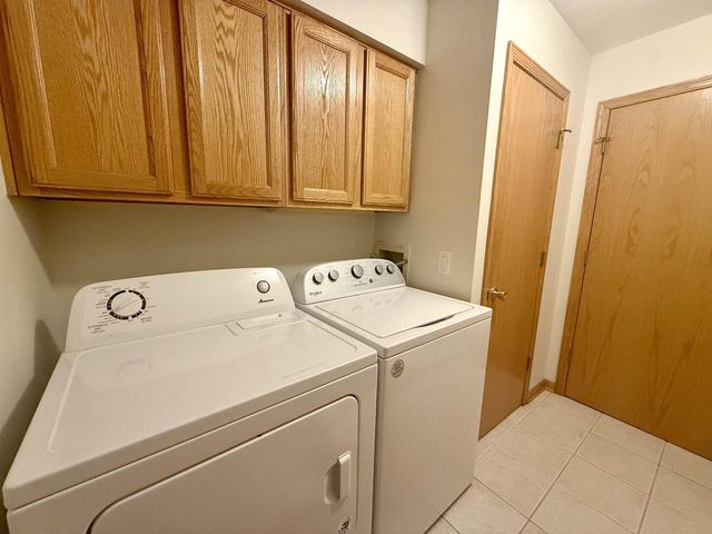 4333 Fieldcrest Drive, Janesville, WI 53546