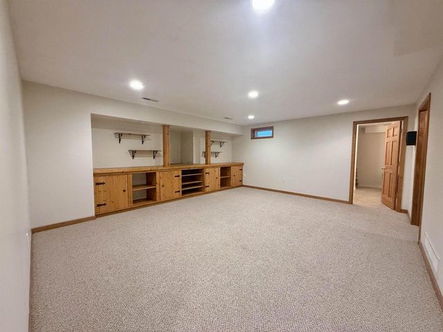 4333 Fieldcrest Drive, Janesville, WI 53546