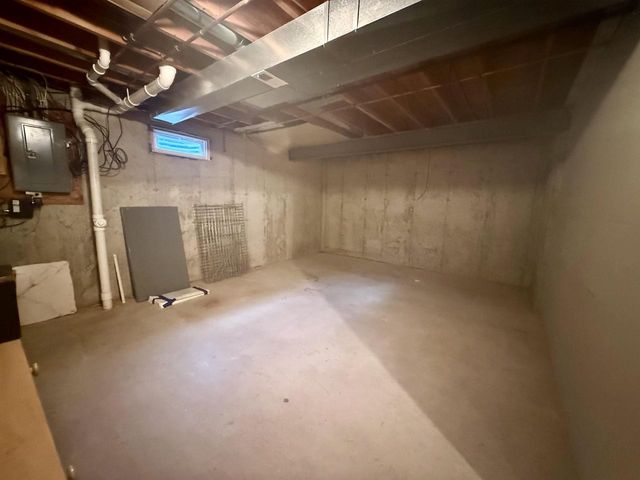 4333 Fieldcrest Drive, Janesville, WI 53546