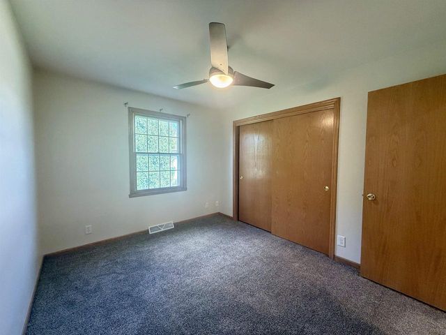 4333 Fieldcrest Drive, Janesville, WI 53546