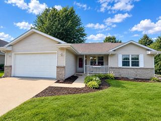 4333 Fieldcrest Drive, Janesville, WI 53546
