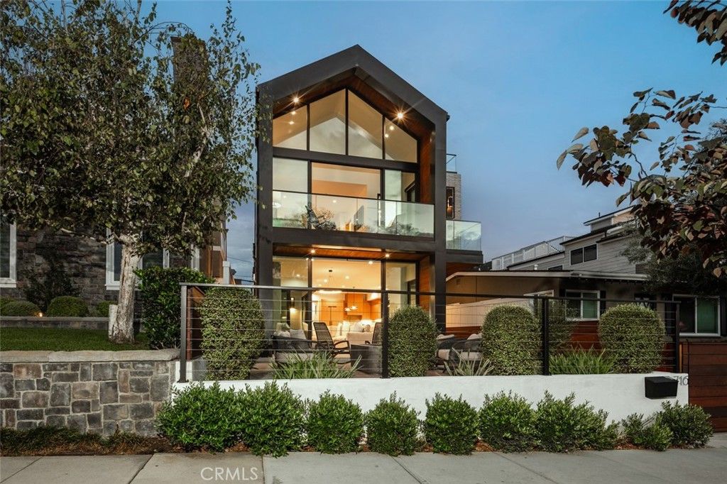 716 Orchid Avenue, Corona Del Mar, CA 92625 — photo 2