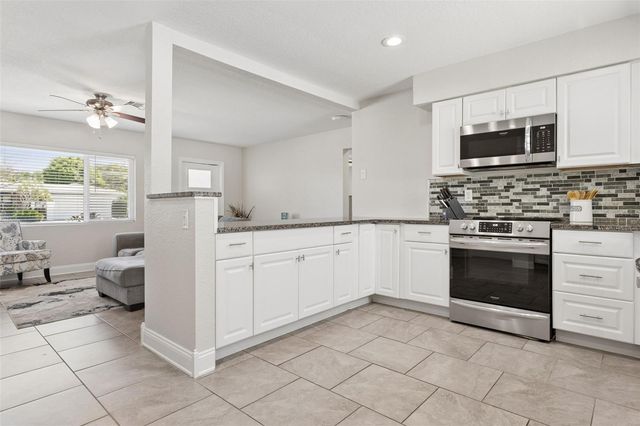 1475 CANTERBURY DRIVE, Clearwater, FL 33756