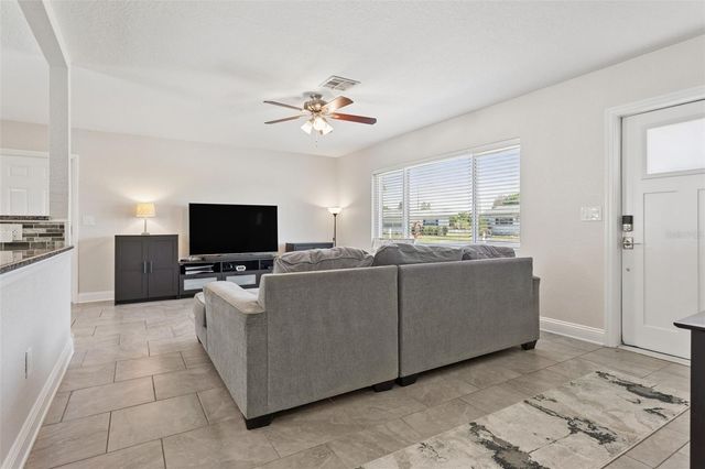 1475 CANTERBURY DRIVE, Clearwater, FL 33756