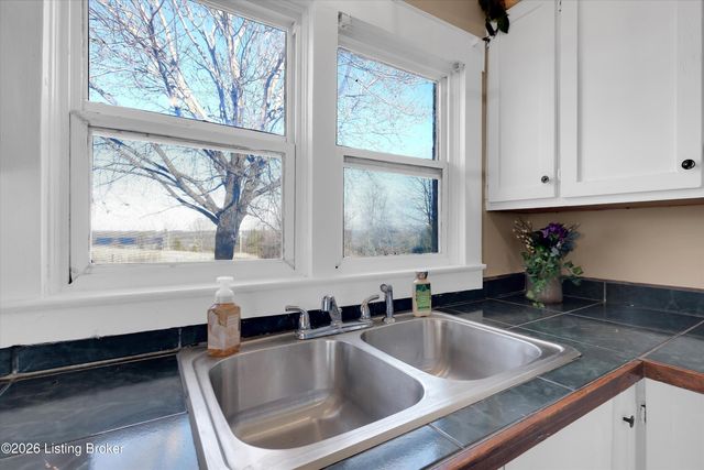 130 Bruner Rd, Brandenburg, KY 40108